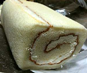 100430 ホワイトチョコ純生ロールケーキ（ジョリクレール）